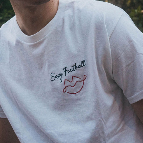 Sexy football kiss TEE